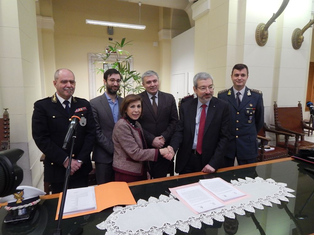 firma protocollo sicurezza gabriele giacomini honsell raimondo questura prefettura udine